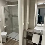 Luxury Ely アパート サンレモ